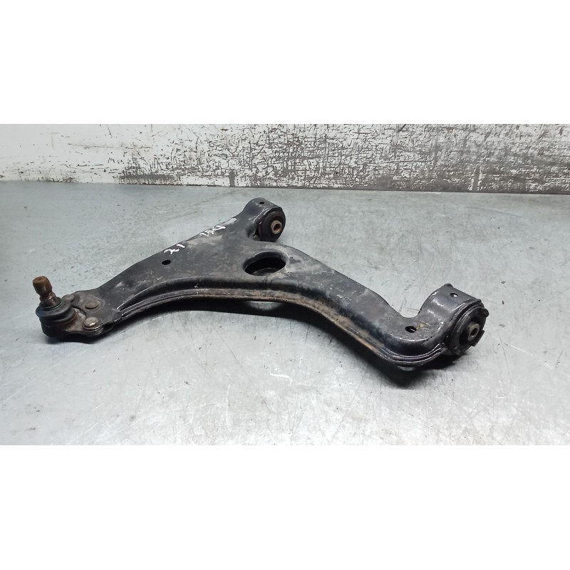 Recambio de brazo suspension inferior delantero izquierdo para opel meriva b monospace (s10) 1.7 cdti (75) referencia OEM IAM   