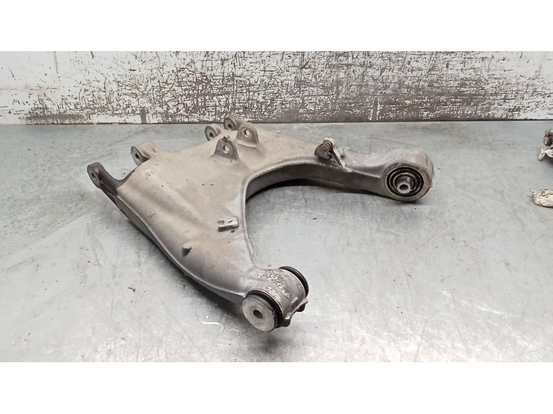 Recambio de brazo suspension inferior trasero derecho para volkswagen phaeton (3d2/3d8) tdi v10 (4 asientos) referencia OEM IAM 