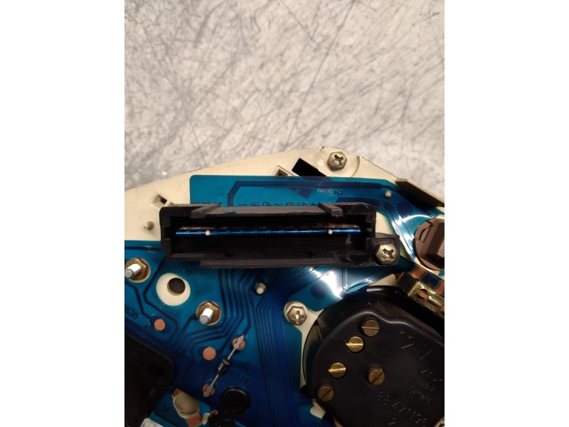 Recambio de cuadro instrumentos para audi 100 berlina (443) básico referencia OEM IAM 443919033CG  