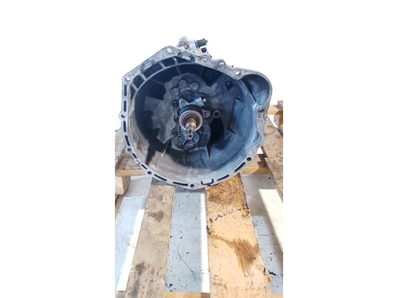 Recambio de caja cambios para ssangyong rodius i 2.7 xdi referencia OEM IAM G31020 21007 5V MAD 2509 00273