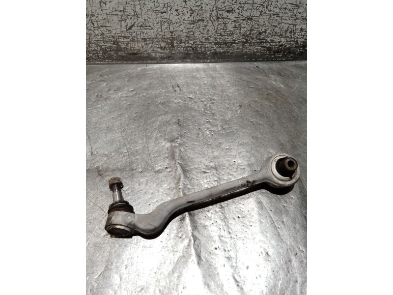 Recambio de brazo suspension inferior delantero derecho para bmw x1 (e84) sdrive 18 d referencia OEM IAM   09