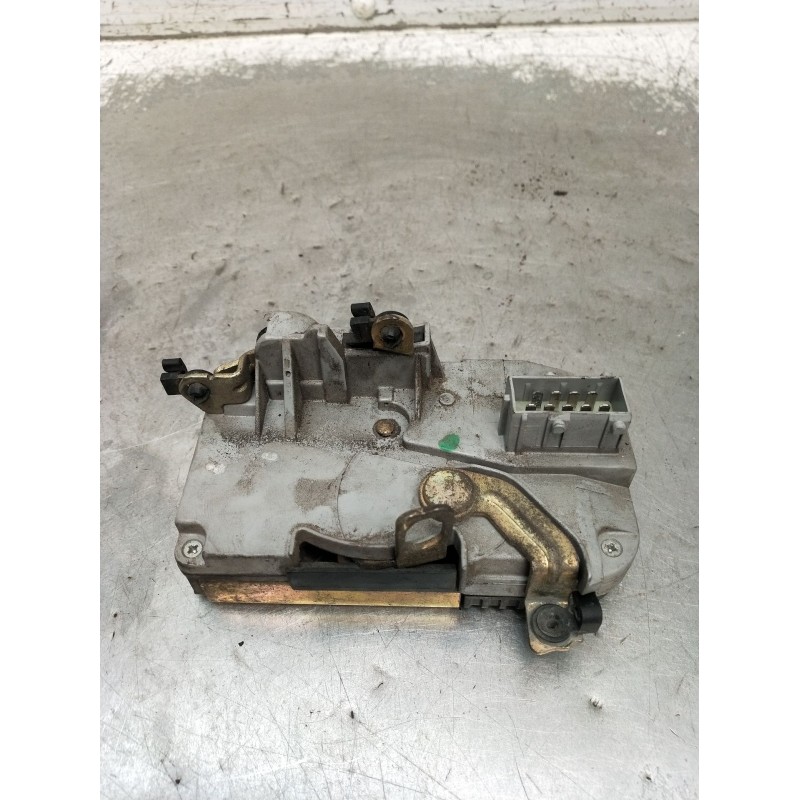 Recambio de motor cierre centralizado delantero izquierdo para peugeot 206 hatchback (2a/c) 1.9 d referencia OEM IAM  5P 1998