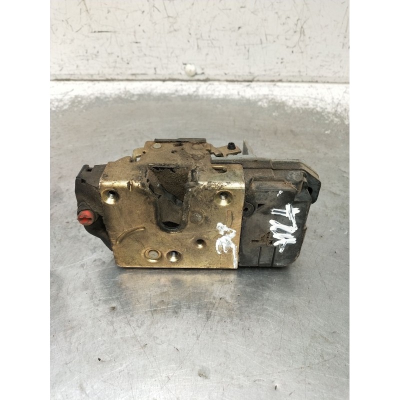 Recambio de motor cierre centralizado trasero derecho para peugeot 206 hatchback (2a/c) 1.9 d referencia OEM IAM  5P 1998