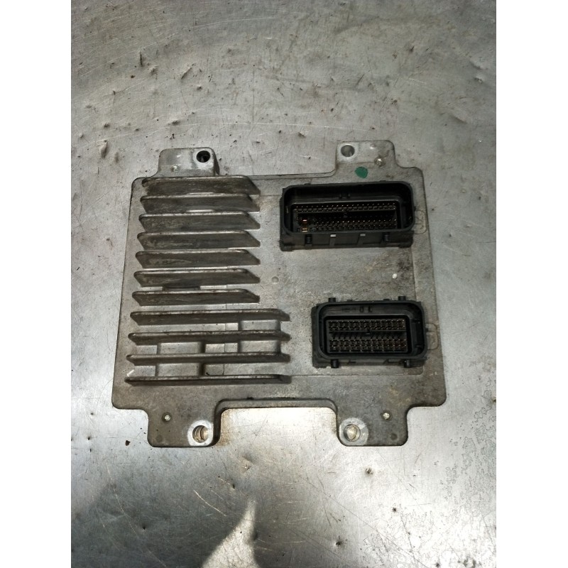 Recambio de centralita motor uce para opel astra j (p10) 1.6 (68) referencia OEM IAM 12634556 86AAFZ54918300HJ 2010