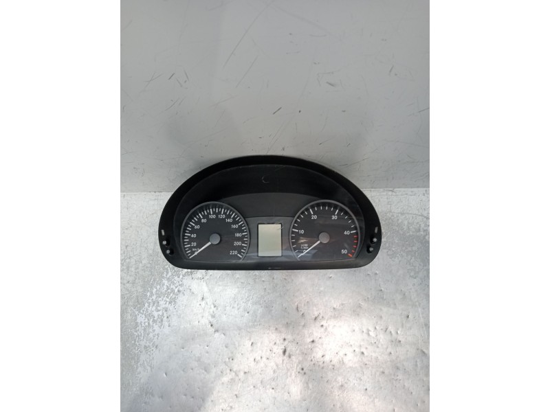 Recambio de cuadro instrumentos para mercedes-benz vito combi 06.2003 referencia OEM IAM A6394464321 102681055 82915678