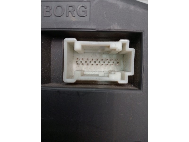 Recambio de cuadro instrumentos para mercedes-benz vito combi 06.2003 referencia OEM IAM A6394464321 102681055 82915678