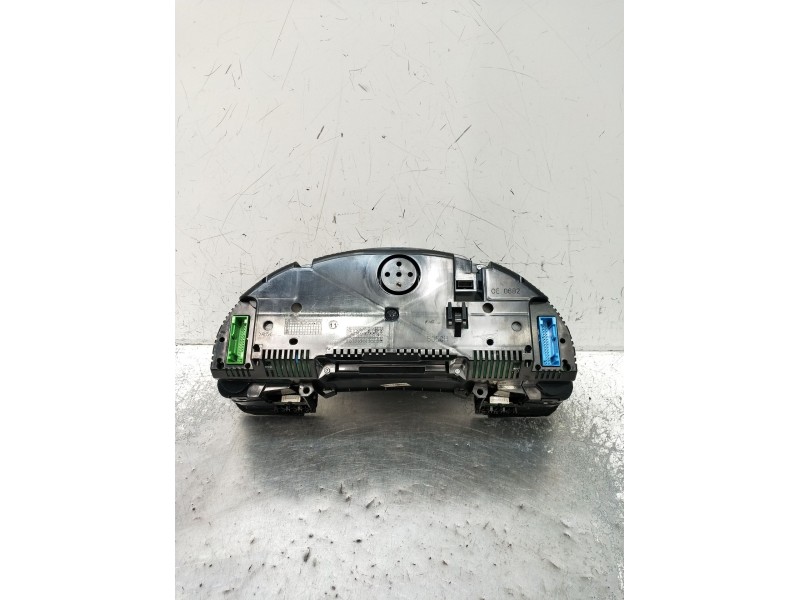 Recambio de cuadro instrumentos para audi a4 b7 (8ec) 2.0 tdi 16v referencia OEM IAM 0263626090 04340461000015 2005