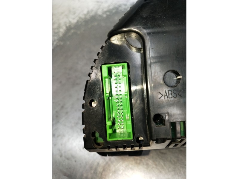 Recambio de cuadro instrumentos para audi a4 b7 (8ec) 2.0 tdi 16v referencia OEM IAM 0263626090 04340461000015 2005