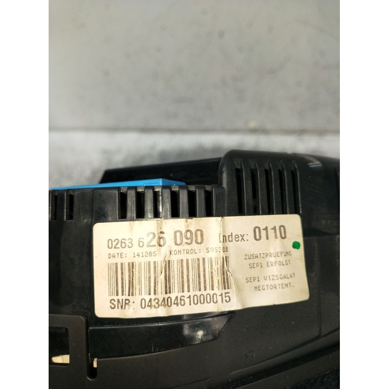 Recambio de cuadro instrumentos para audi a4 b7 (8ec) 2.0 tdi 16v referencia OEM IAM 0263626090 04340461000015 2005