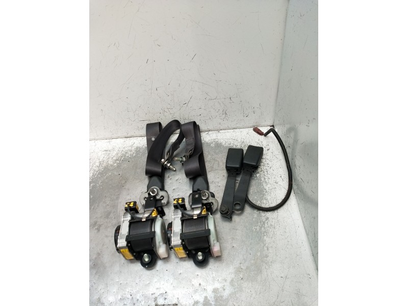 Recambio de juego cinturones delantero para honda accord vii tourer (cm, cn) 2.2 i-ctdi (cn2) referencia OEM IAM  5P 2004