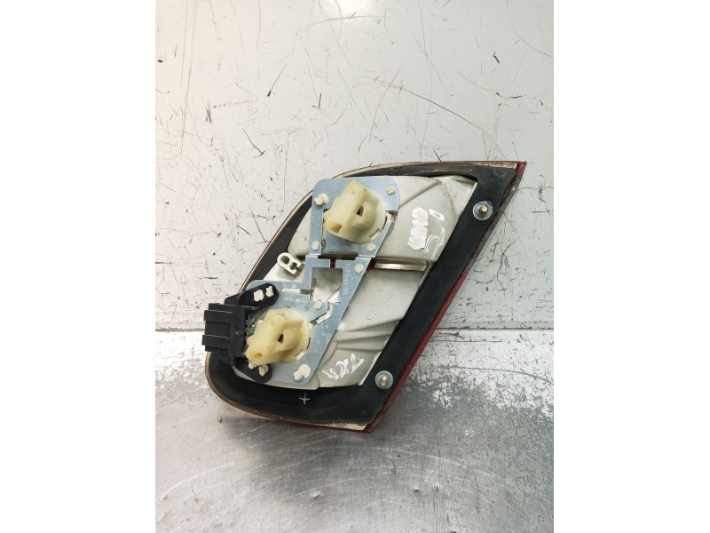 Recambio de piloto trasero izquierdo interior para mercedes-benz clk (c208) clk 320 (208.365) referencia OEM IAM   1997