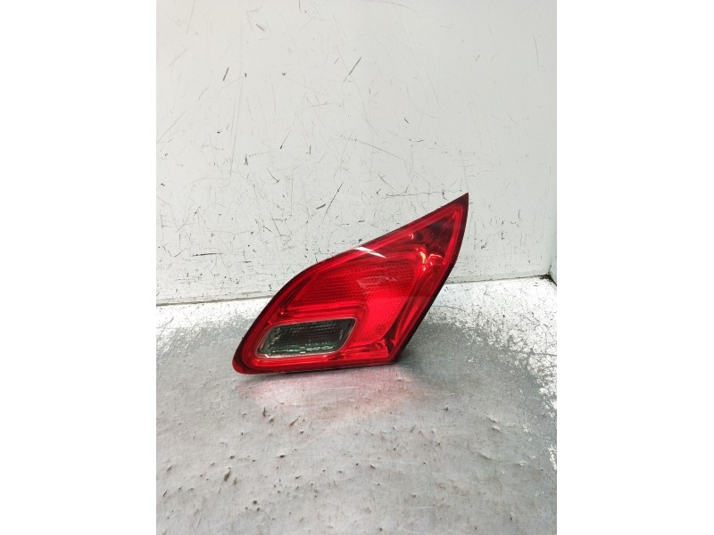 Recambio de piloto trasero derecho interior para opel astra j (p10) 1.6 (68) referencia OEM IAM   2010