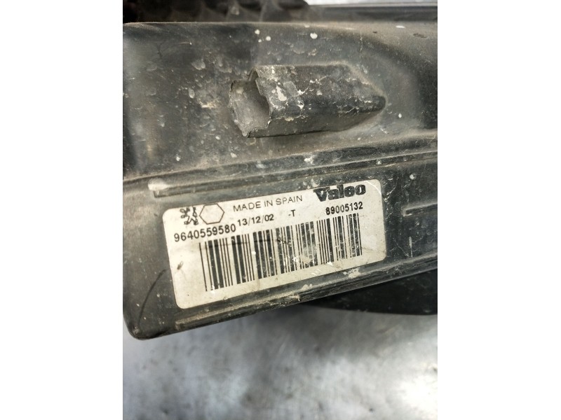 Recambio de faro izquierdo para peugeot 206 hatchback (2a/c) 1.9 d referencia OEM IAM 9640559580 89005132 1998