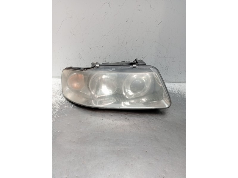 Recambio de faro izquierdo para audi a3 (8l1) 1.6 referencia OEM IAM  OJO VER FOTOS 