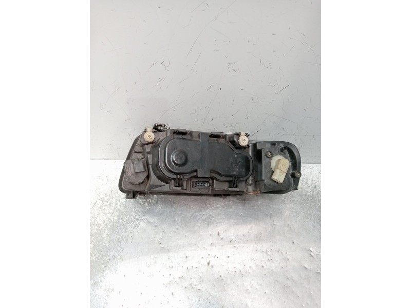 Recambio de faro izquierdo para audi a3 (8l1) 1.6 referencia OEM IAM  OJO VER FOTOS 