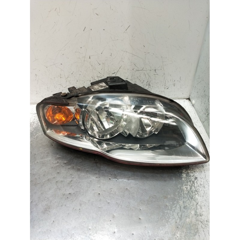 Recambio de faro derecho para audi a4 b7 (8ec) 2.0 tdi 16v referencia OEM IAM 0301219202 8E0941004AJ 2005