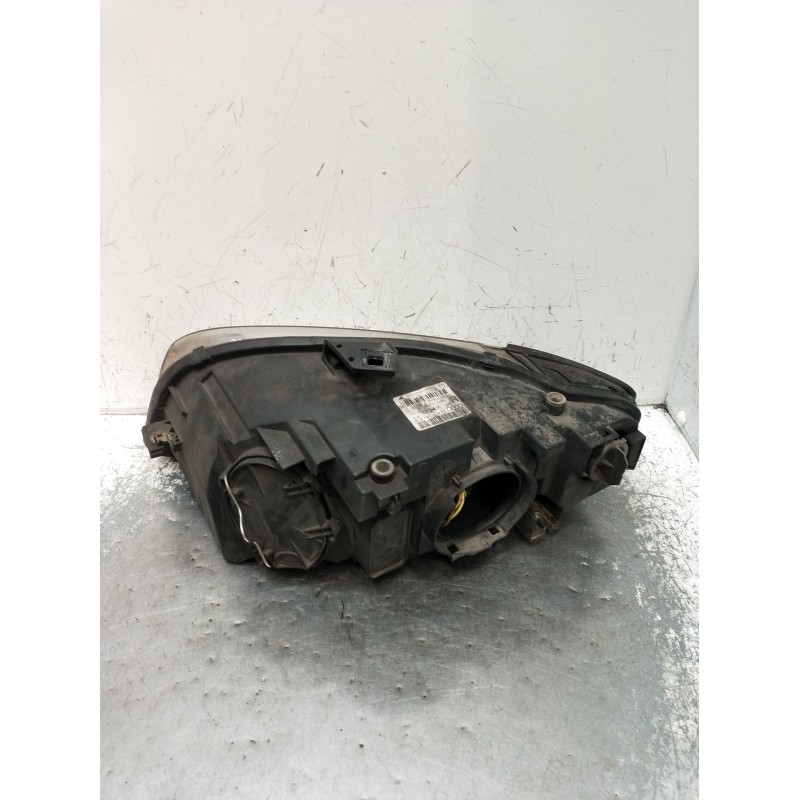 Recambio de faro derecho para audi a4 b7 (8ec) 2.0 tdi 16v referencia OEM IAM 0301219202 8E0941004AJ 2005