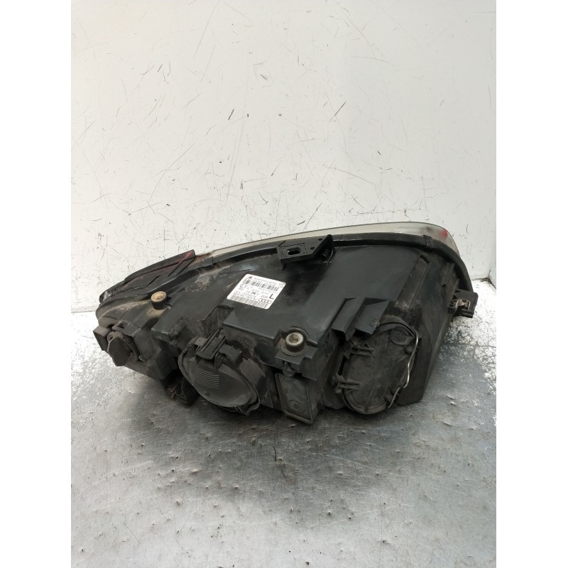 Recambio de faro izquierdo para audi a4 b7 (8ec) 2.0 tdi 16v referencia OEM IAM 0301219201 8E0941003AJ 2005