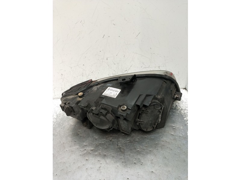 Recambio de faro izquierdo para audi a4 b7 (8ec) 2.0 tdi 16v referencia OEM IAM 0301219201 8E0941003AJ 2005