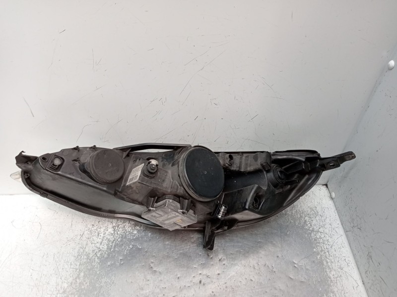 Recambio de faro derecho para peugeot 407 (6d_) 2.0 hdi (6drhha) referencia OEM IAM 9660236480 0301213272 1307329095