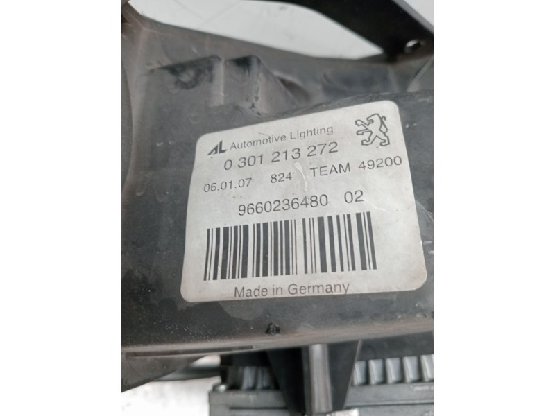 Recambio de faro derecho para peugeot 407 (6d_) 2.0 hdi (6drhha) referencia OEM IAM 9660236480 0301213272 1307329095