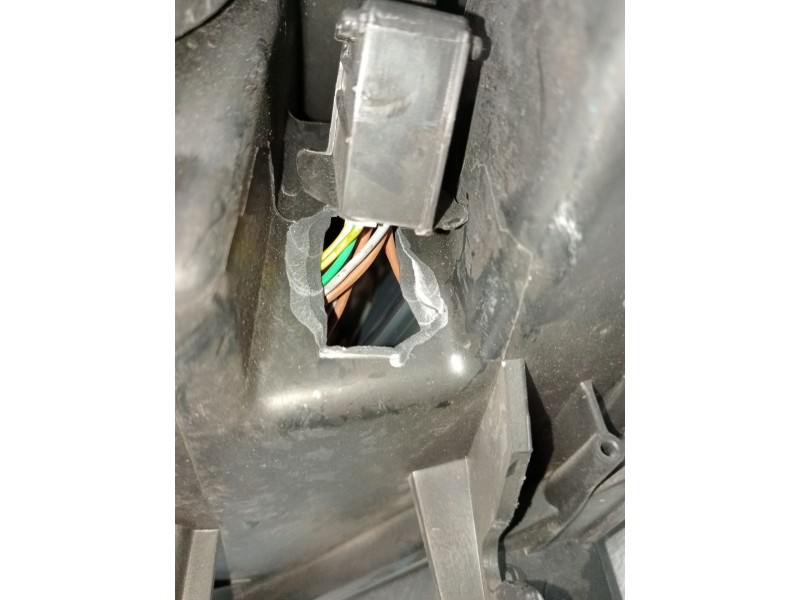 Recambio de faro derecho para peugeot 407 (6d_) 2.0 hdi (6drhha) referencia OEM IAM 9660236480 0301213272 1307329095