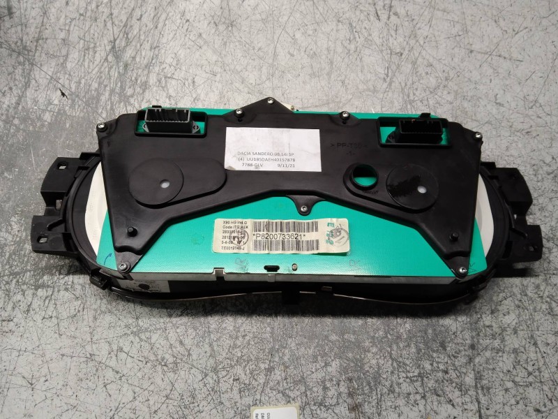 Recambio de cuadro instrumentos para dacia sandero ambiance referencia OEM IAM P8200733621 281218120D 