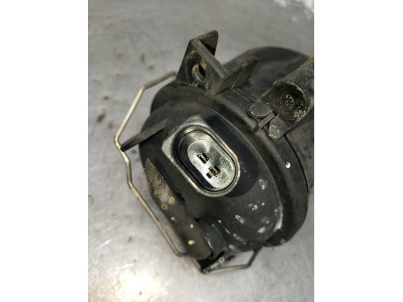 Recambio de faro antiniebla izquierdo para seat leon (1p1) 1.6 referencia OEM IAM 5P0941699A  2005