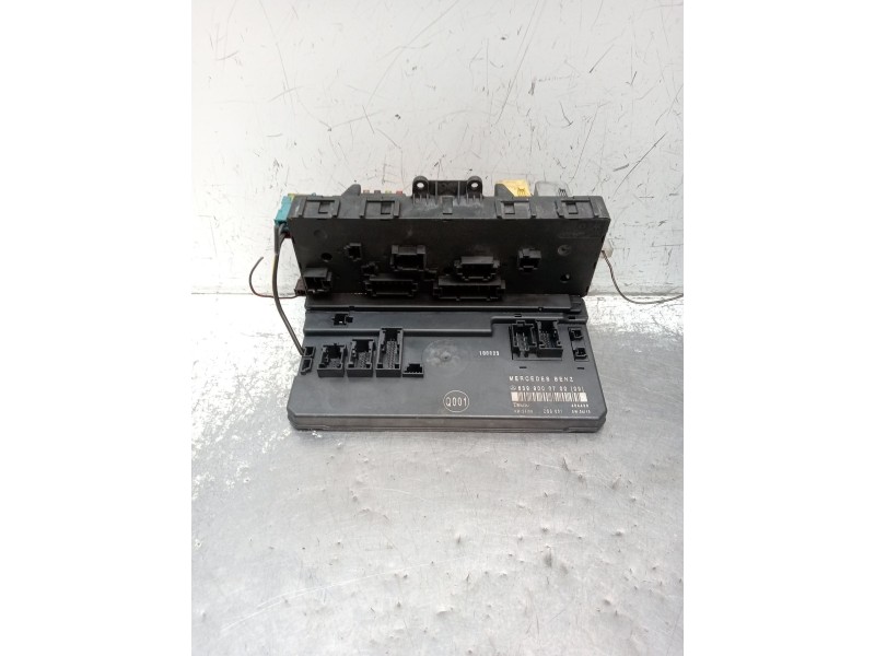 Recambio de caja reles / fusibles para mercedes-benz viano (w639) cdi 2.2 (639.711, 639.713) referencia OEM IAM 6399000700  