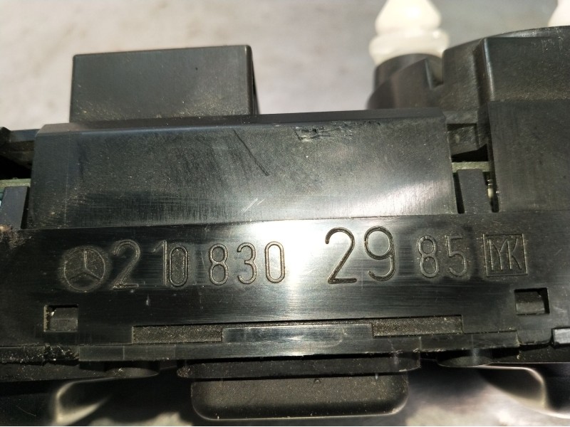Recambio de mando calefaccion / aire acondicionado para mercedes-benz clk (c208) clk 320 (208.365) referencia OEM IAM 2108302985