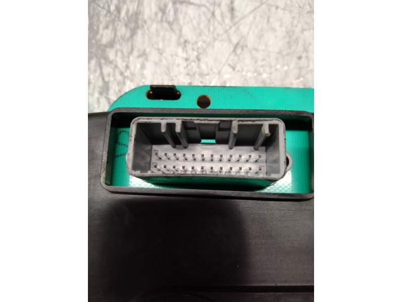 Recambio de cuadro instrumentos para dacia sandero ambiance referencia OEM IAM P8200733621 281218120D 