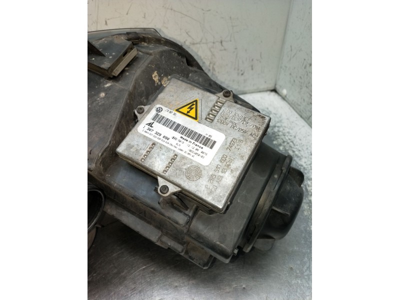 Recambio de faro izquierdo para volkswagen golf v (1k1) 2.0 tdi referencia OEM IAM 0301212271 1307329090 XENON 2003