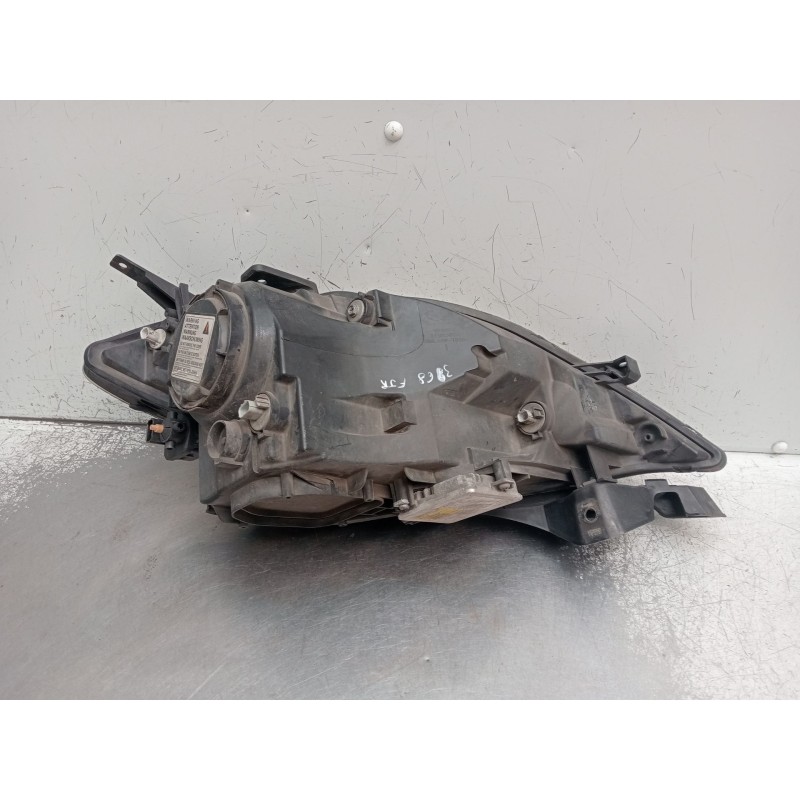 Recambio de faro izquierdo para honda fr-v (be) 2.2 i ctdi (be5) referencia OEM IAM W3T13072  