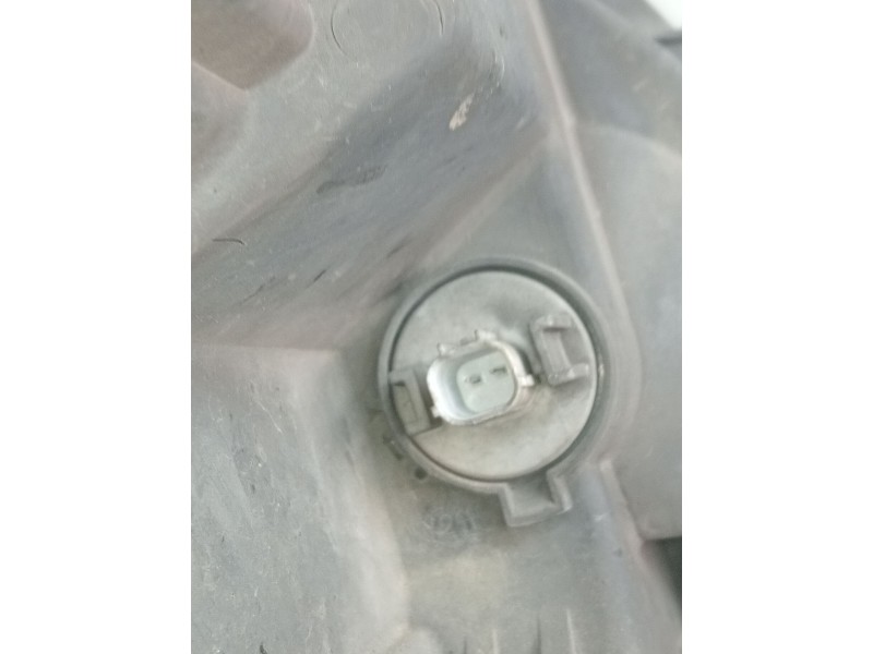 Recambio de faro izquierdo para honda fr-v (be) 2.2 i ctdi (be5) referencia OEM IAM W3T13072  