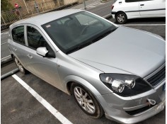opel astra h berlina del año 2004