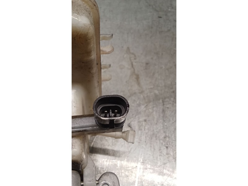 Recambio de bomba freno para opel meriva b monospace (s10) 1.7 cdti (75) referencia OEM IAM 32666978  10