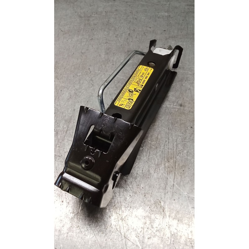 Recambio de gato para renault clio iii (br0/1, cr0/1) 1.2 16v (br02, br0j, br11, cr02, cr0j, cr11) referencia OEM IAM 8200682541