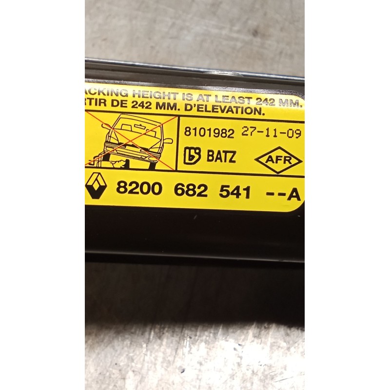Recambio de gato para renault clio iii (br0/1, cr0/1) 1.2 16v (br02, br0j, br11, cr02, cr0j, cr11) referencia OEM IAM 8200682541