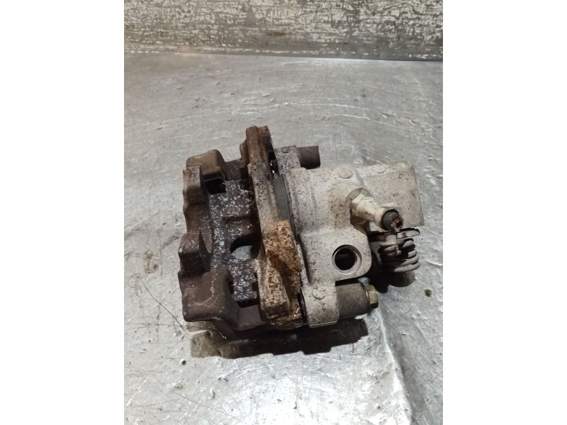 Recambio de pinza freno trasera izquierda para ford focus ii (da_, hcp, dp) 1.6 tdci referencia OEM IAM   08