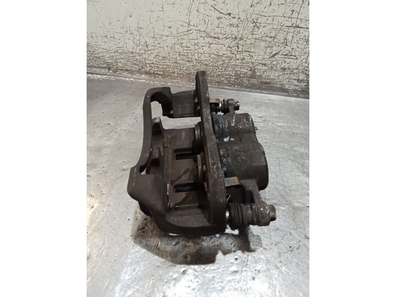Recambio de pinza freno delantera derecha para isuzu nkr77 nkr 85e2 referencia OEM IAM   02