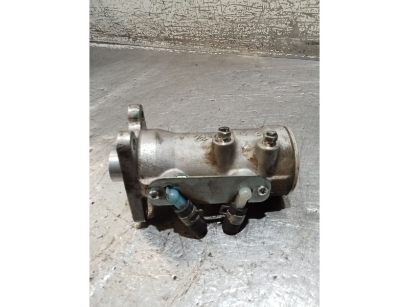Recambio de bomba freno para isuzu nkr77 nkr 85e2 referencia OEM IAM   02