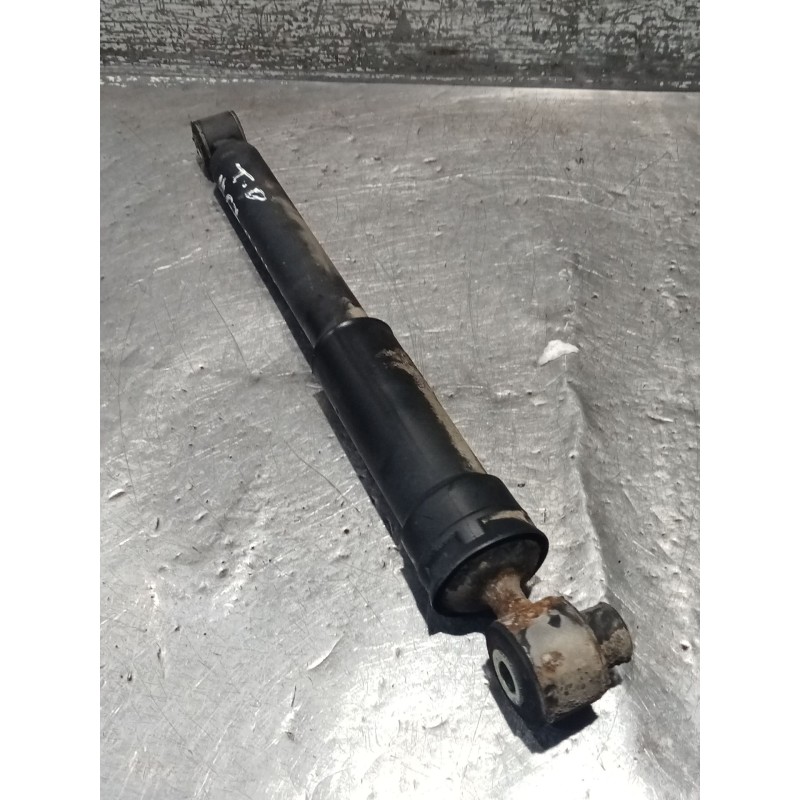 Recambio de amortiguador trasero derecho para renault megane i classic (la0/1_) 1.6 16v (la00, la04, la0b, la11, la16, la19, la1