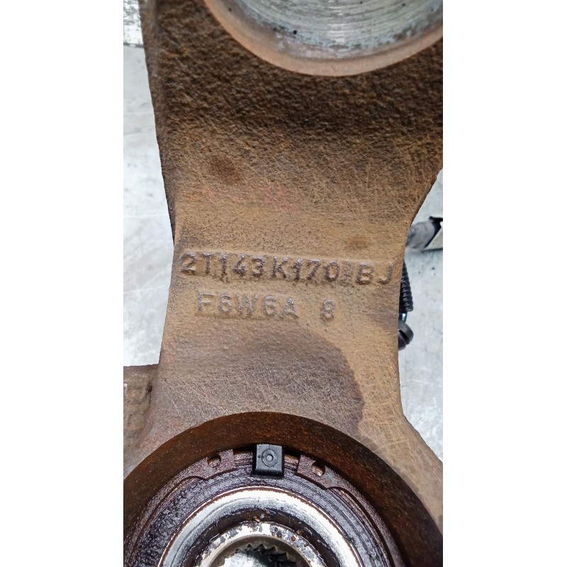 Recambio de mangueta delantera derecha para ford tourneo connect 1.8 tdci /tddi /di referencia OEM IAM 2T143K170BJ  08