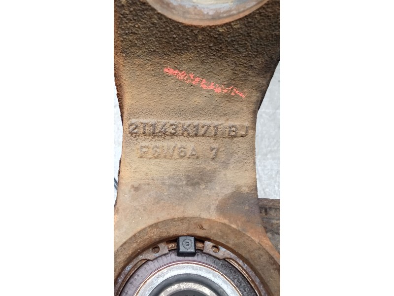 Recambio de mangueta delantera izquierda para ford tourneo connect 1.8 tdci /tddi /di referencia OEM IAM 2T143K171BJ  08
