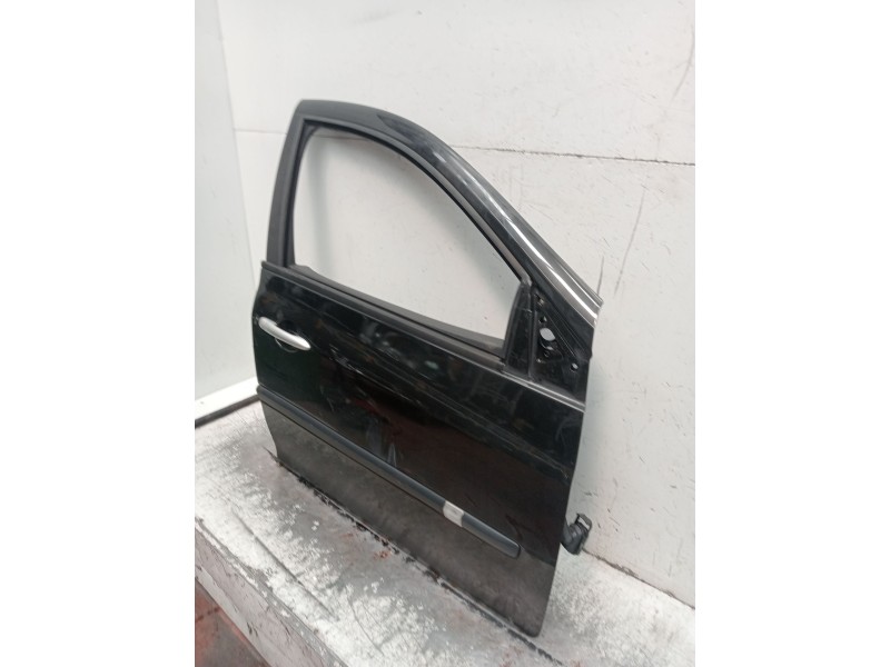 Recambio de puerta delantera derecha para renault clio iii (br0/1, cr0/1) 1.2 16v (br02, br0j, br11, cr02, cr0j, cr11) referenci