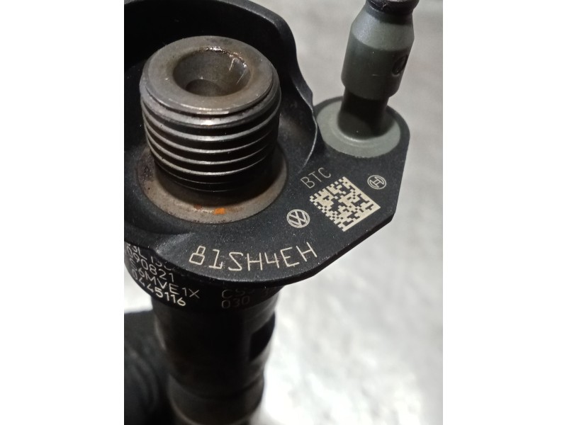Recambio de inyector para seat exeo st (3r5) 2.0 tdi referencia OEM IAM 0445116030 03L130277 BOSCH