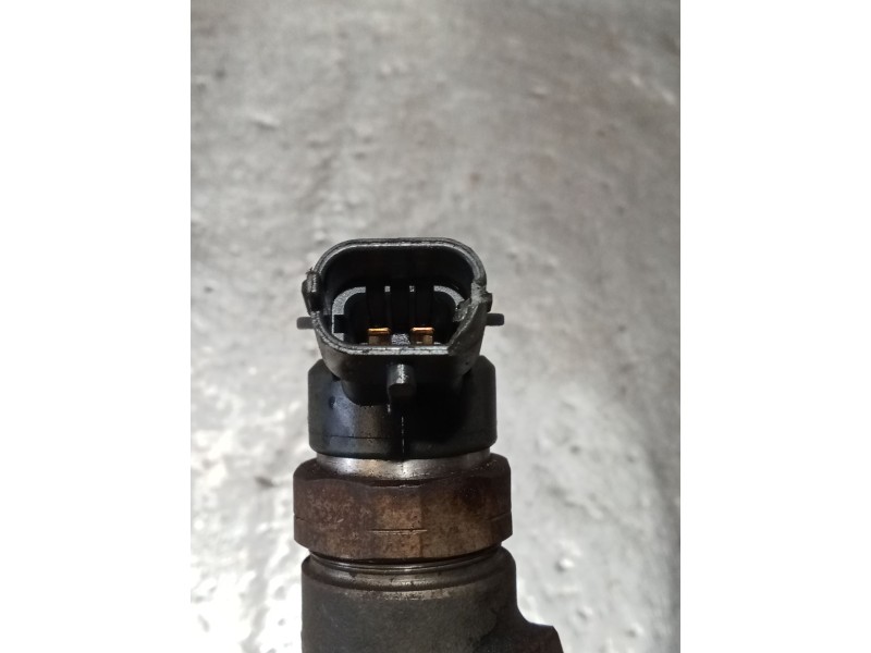 Recambio de inyector para peugeot 207/207+ (wa_, wc_) 1.6 hdi referencia OEM IAM 0445110340 870692 BOSCH