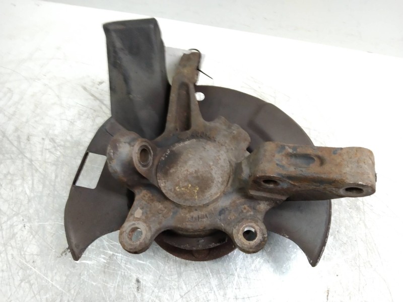 Recambio de mangueta delantera izquierda para nissan serena (c23m) 2.0 slx diesel referencia OEM IAM   