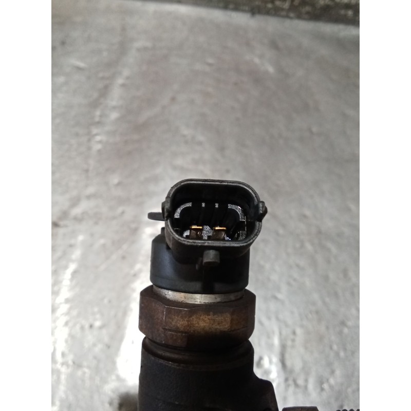 Recambio de inyector para peugeot 207/207+ (wa_, wc_) 1.6 hdi referencia OEM IAM 0445110340 870692 BOSCH