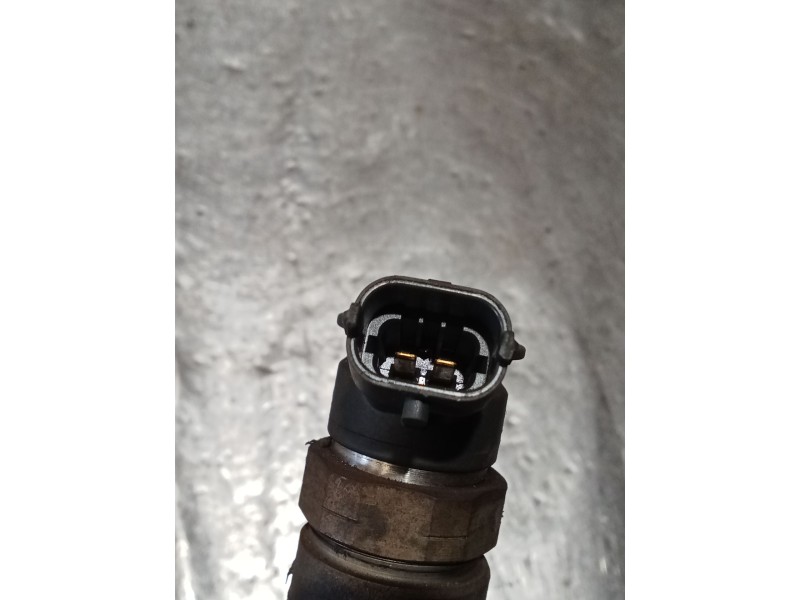 Recambio de inyector para peugeot 207/207+ (wa_, wc_) 1.6 hdi referencia OEM IAM 0445110340 870692 BOSCH